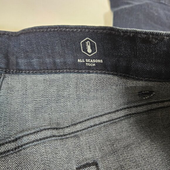 Levi's 541 Athletic Taper Blue Jeans Men Size 42 x 32 All Seasons Tech - Picture 7 of 10